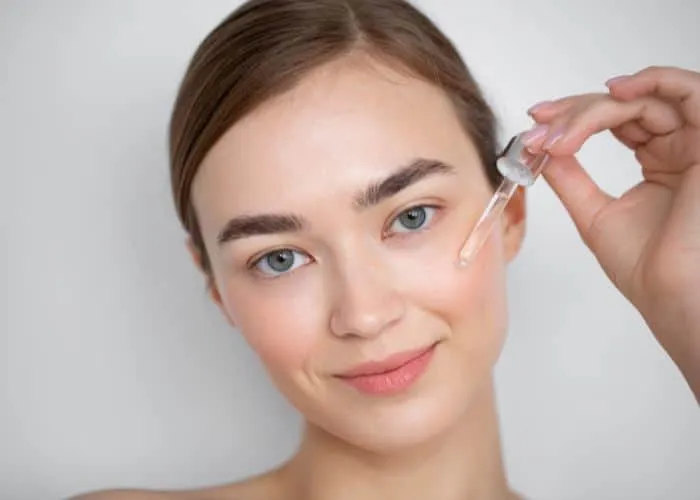 فوائد سيروم مكافحة شيخوخة البشرة